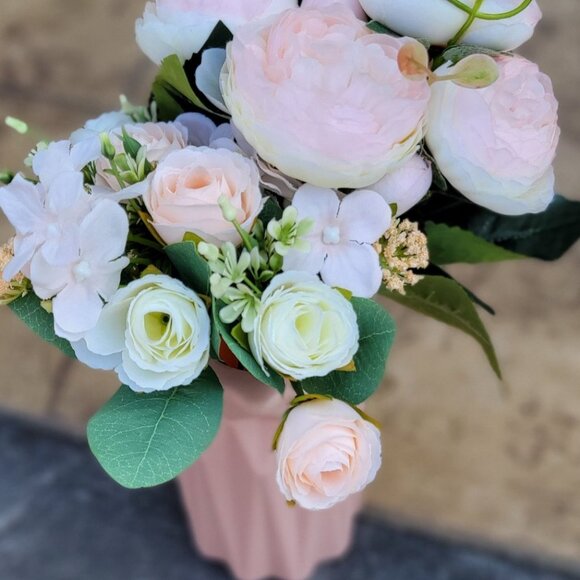 Handmade Pink Flowers Arrangement With Vase Home Office Kitchen Baby Room Decor - Picture 2 of 4